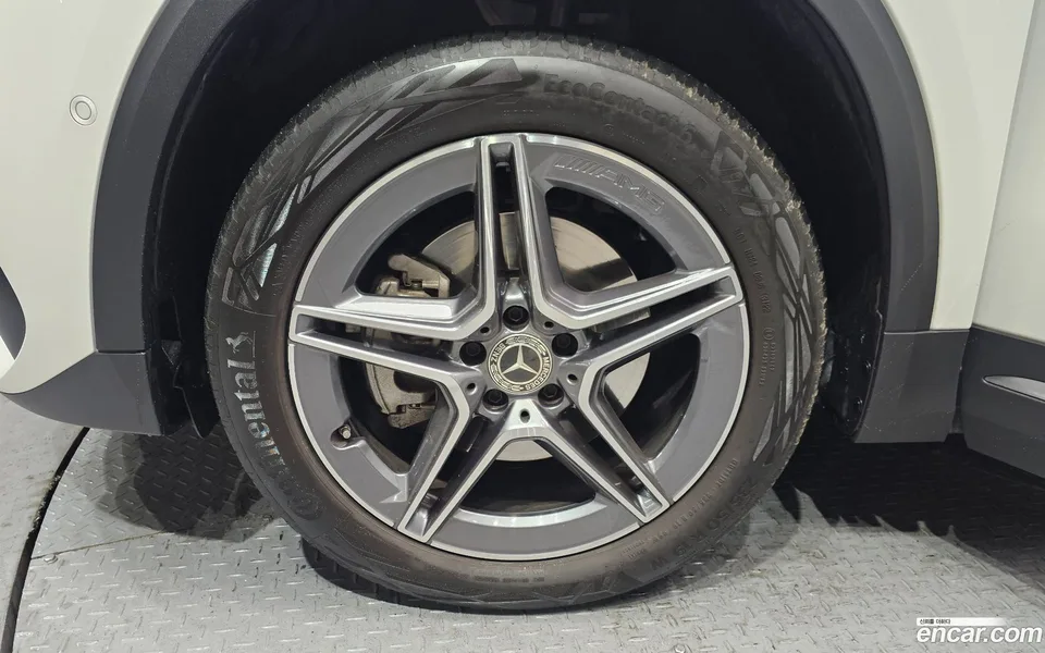 Mercedes-Benz GLA-Class GLA250 4MATIC 2022 — миниатюра 2