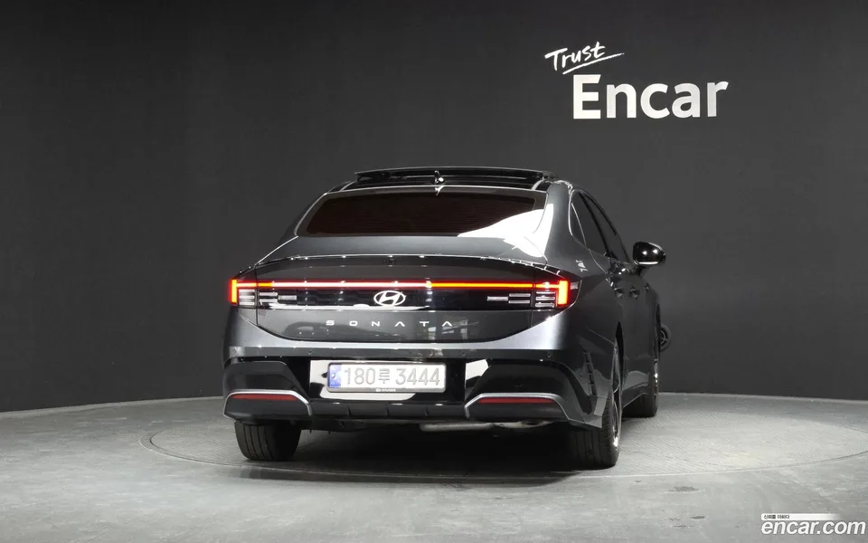 Hyundai Sonata The Edge 1.6 2023 — миниатюра 4