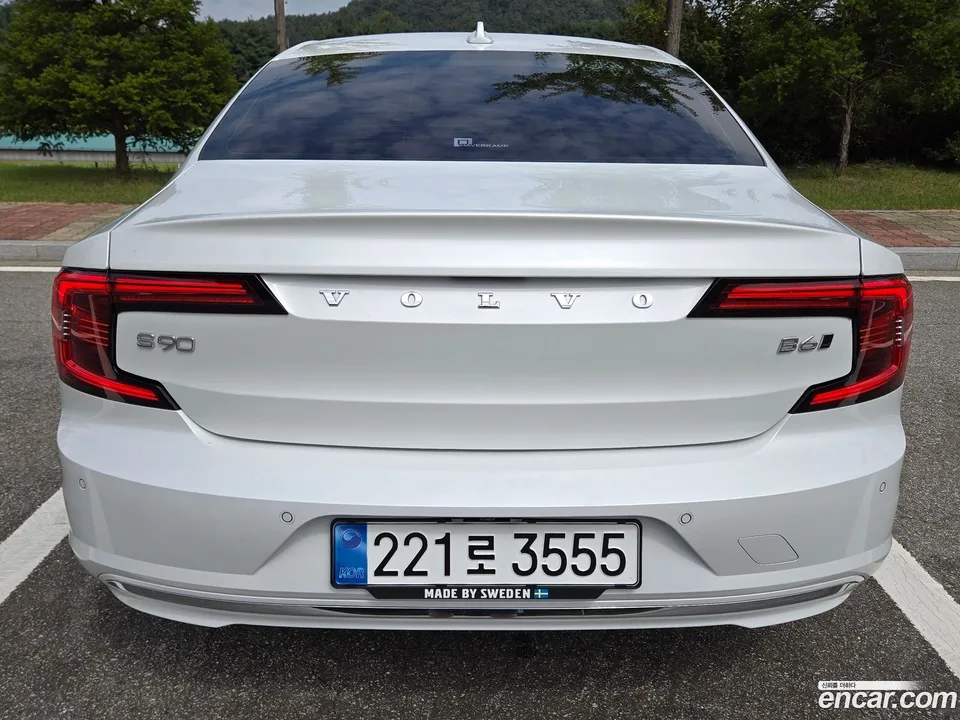 Volvo S90 B6 AWD 2022 — миниатюра 4