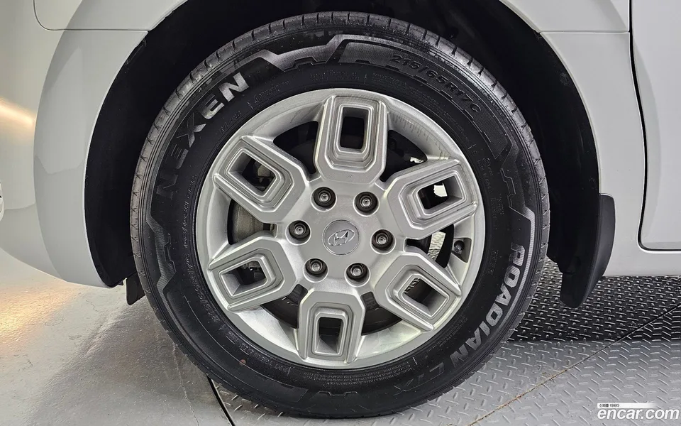 Hyundai Staria 11 2022 — миниатюра 2