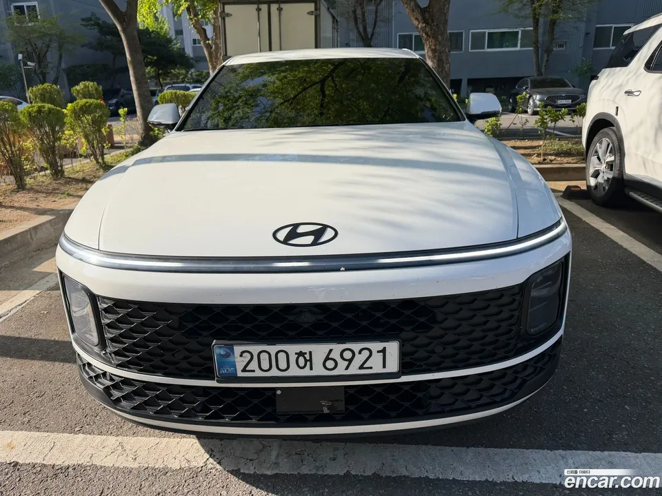 Hyundai Grandeur Hybrid 2025