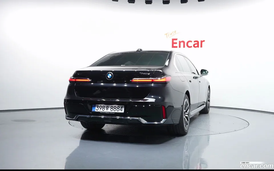 BMW 7 Series 740d xDrive M 2025 — миниатюра 4