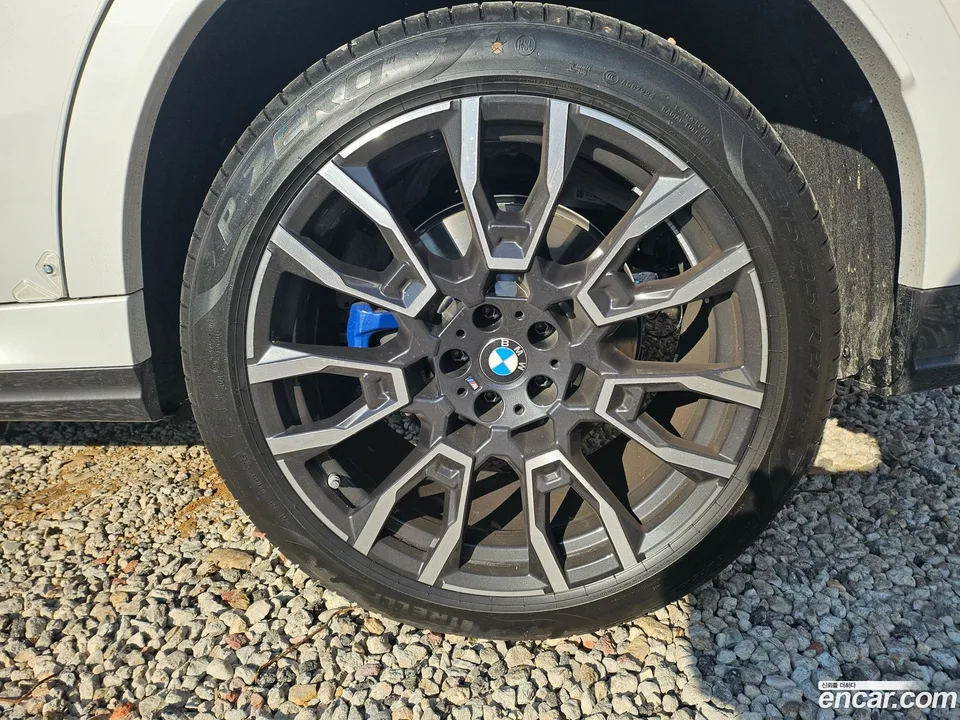 BMW X6 xDrive40i M 2026 — миниатюра 5