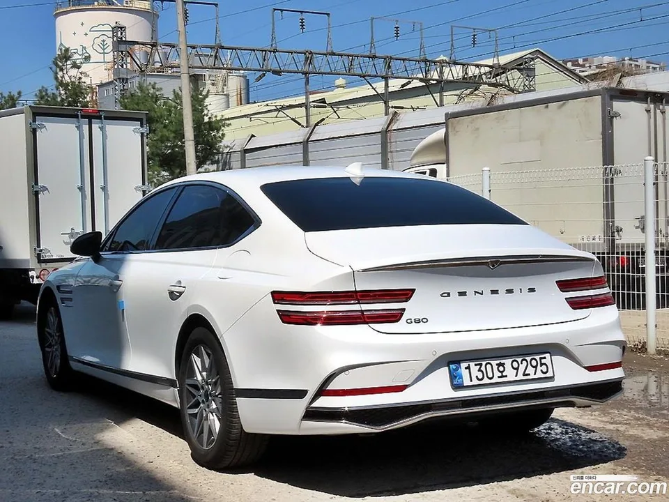 Genesis G80 2.5 2WD 2024 — миниатюра 3