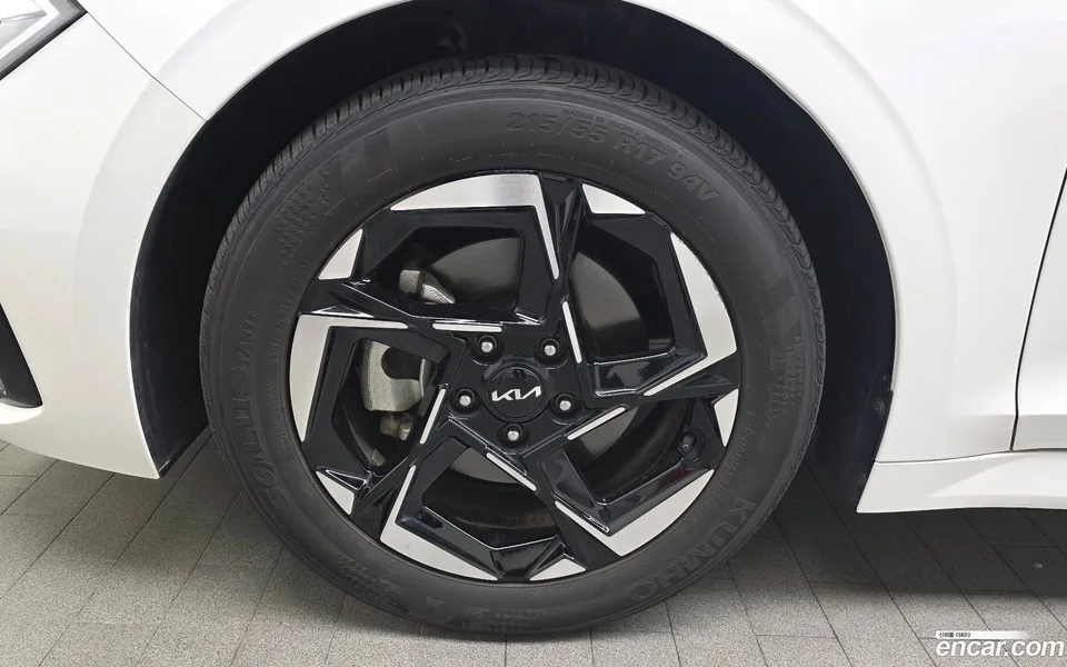 Kia K5 2.0 LPi 2024 — миниатюра 2