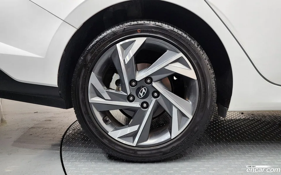 Hyundai Avante CN7 1.6 2024 — thumbnail 5