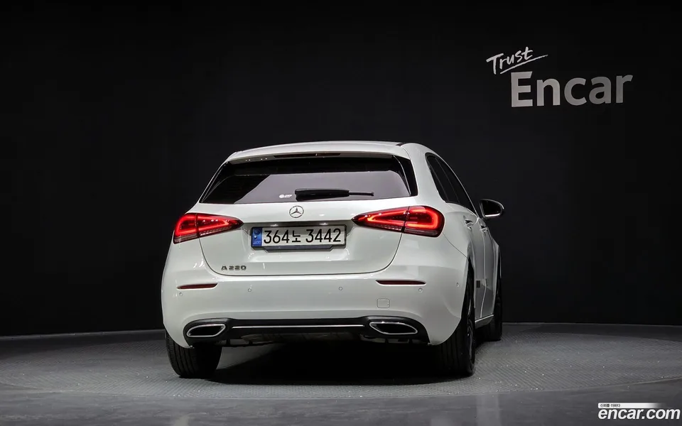 Mercedes-Benz A-Class A220 2023 — миниатюра 4