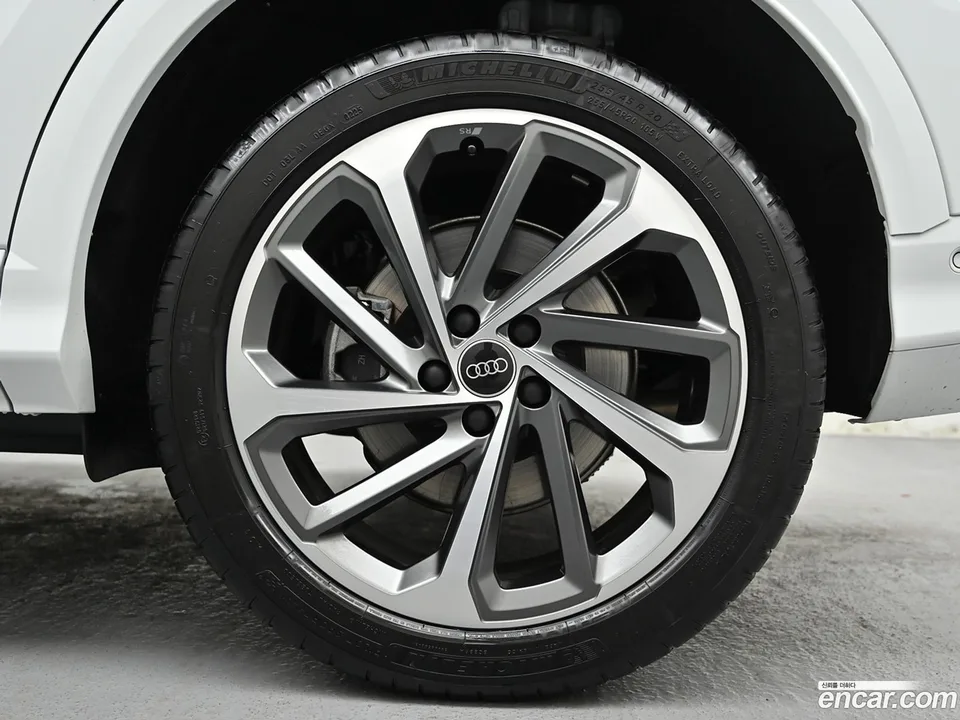 Audi Q5 (80A) 40 TDI S Line 2025 — миниатюра 2