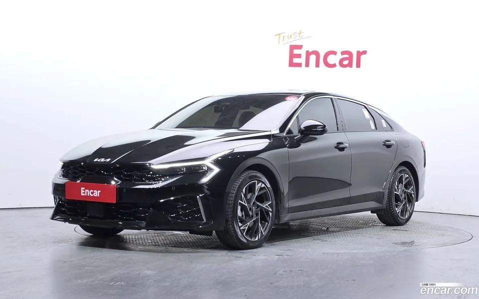 Kia K5 Hybrid 2025 — фото 1, купить с доставкой в Москву