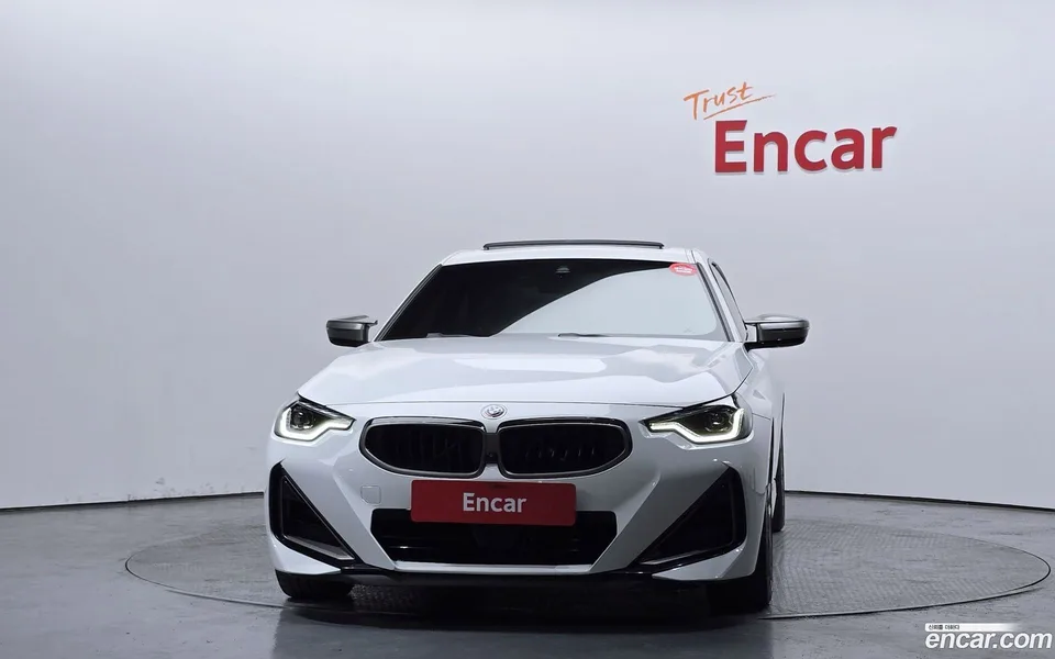 BMW 2 Series M240i xDrive 2023 — thumbnail 3