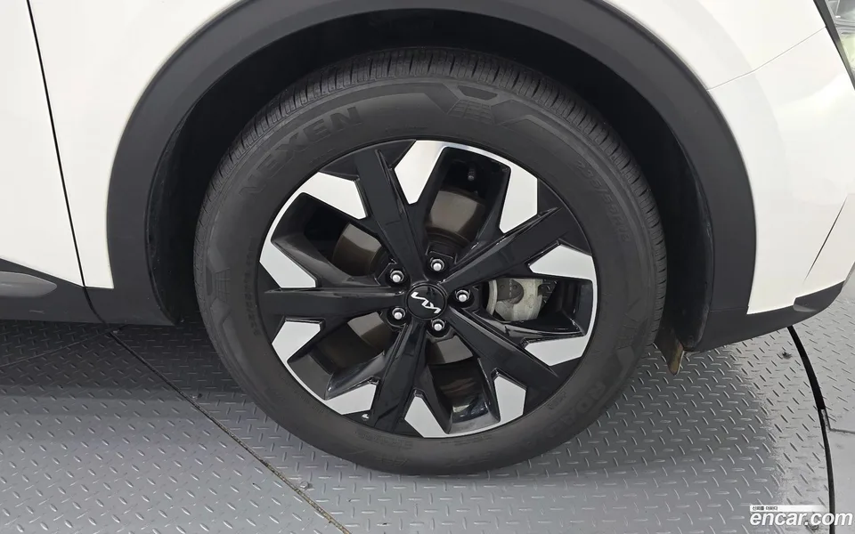 Kia Sportage 1.6 2WD 2023 — миниатюра 5