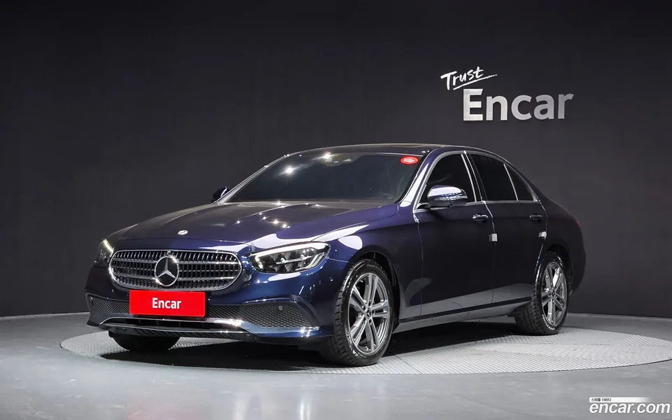Mercedes-Benz E-Class E250 2023 — фото 1, купить с доставкой в Москву