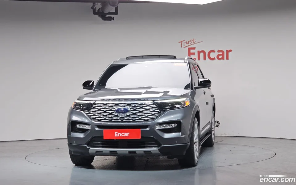 Ford Explorer 3.0 4WD 2022 — миниатюра 3