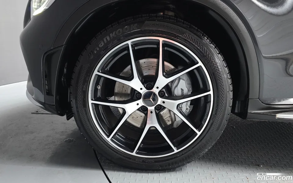 Mercedes-Benz GLC-Class AMG GLC43 4MATIC 2022 — миниатюра 2