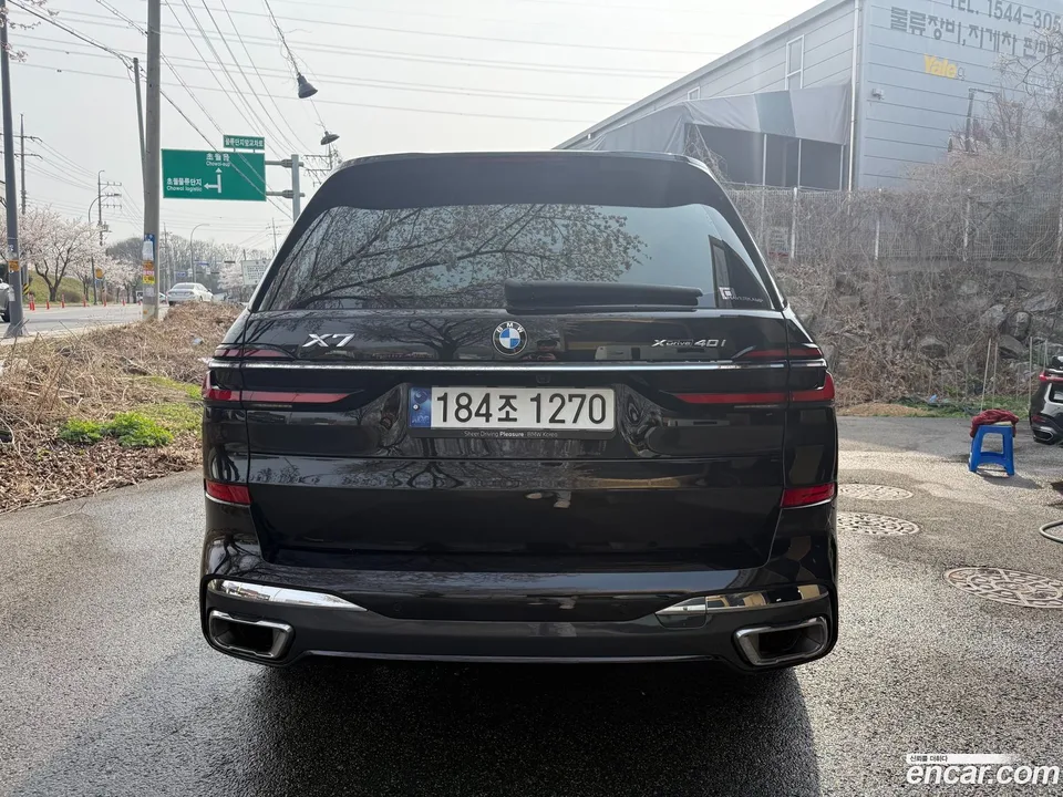 BMW X7 xDrive 40i M 7 2023 — миниатюра 2
