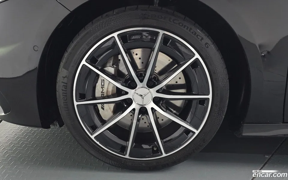 Mercedes-Benz A-Class AMG A35 4MATIC 2024 — миниатюра 2