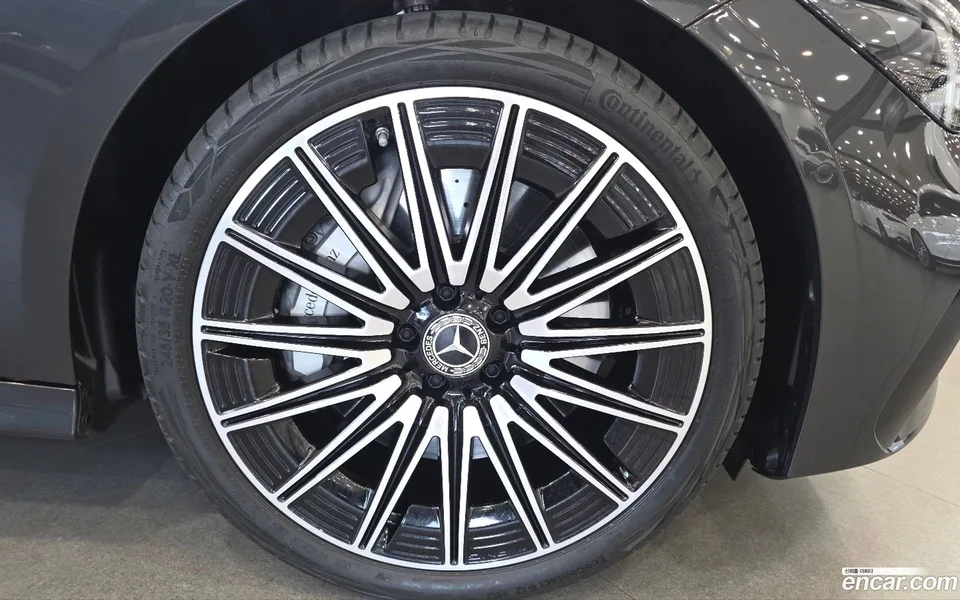 Mercedes-Benz CLE-Class CLE450 4MATIC 2025 — миниатюра 5