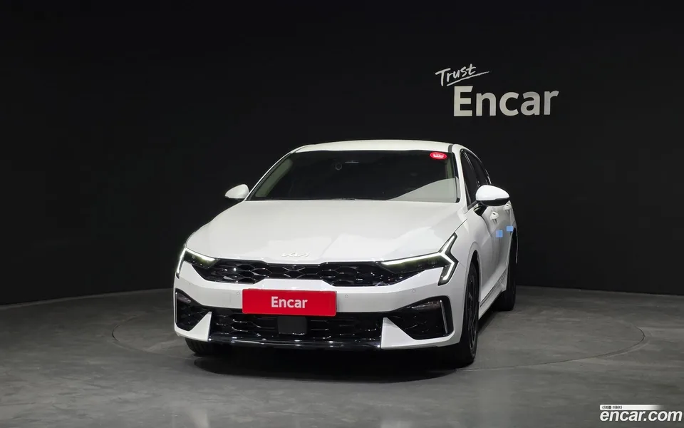 Kia K5 Hybrid 2024 — миниатюра 3