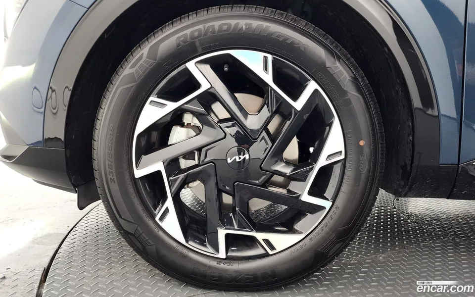Kia Sportage 1.6 2WD 2022 — миниатюра 2