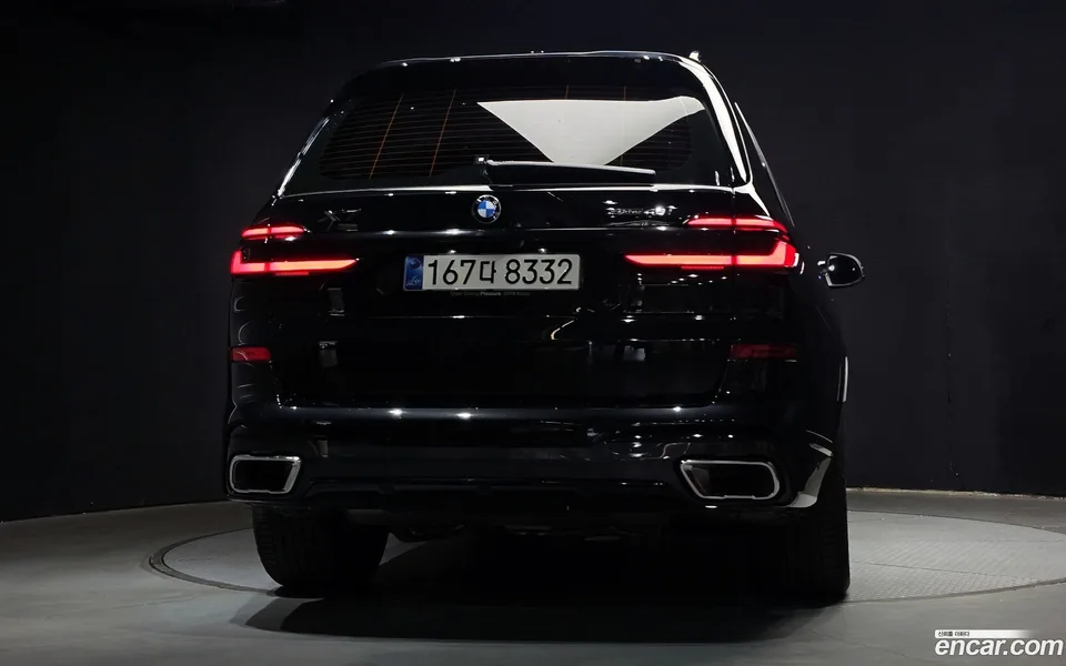 BMW X7 xDrive 40i M 7 2025 — миниатюра 4