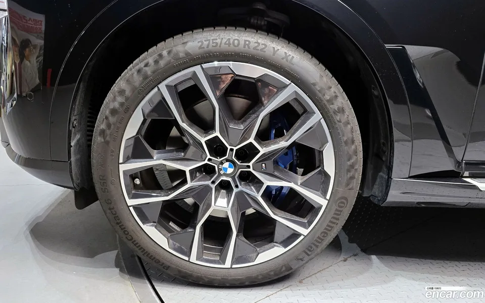 BMW X7 xDrive 40i M 7 2025 — миниатюра 5