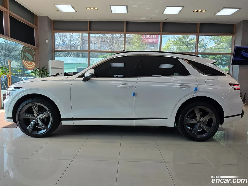 Genesis GV70 2.5T AWD 2022 — миниатюра 3