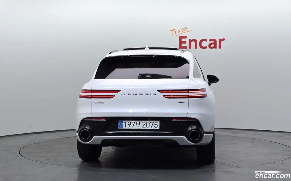 Genesis GV70 2.5T AWD 2023 — миниатюра 4