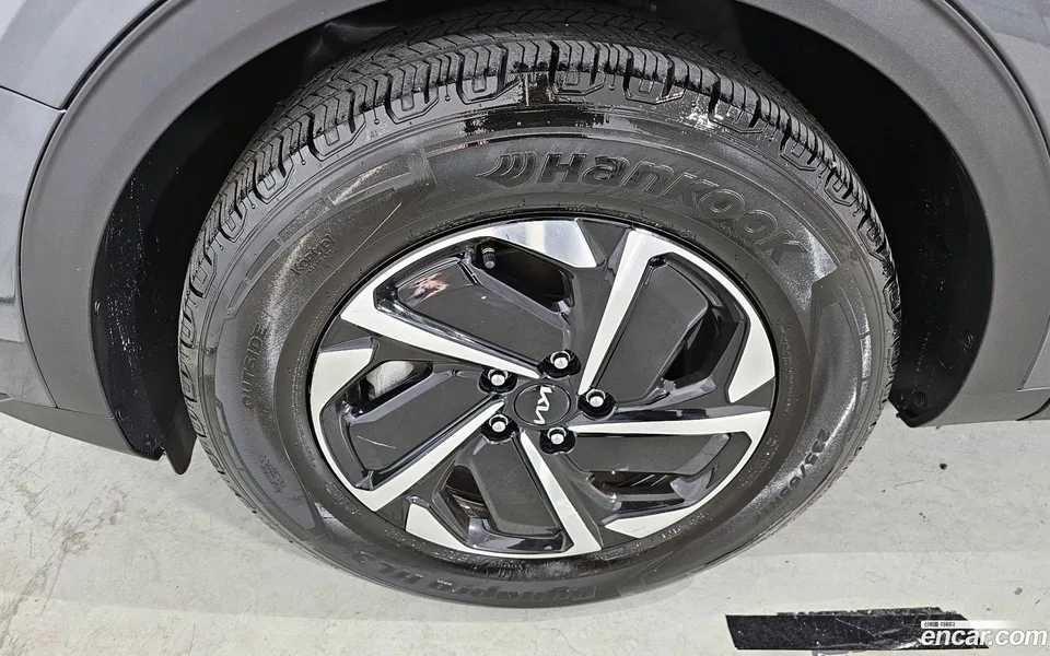 Kia Sportage Hybrid 2WD 2024 — миниатюра 5