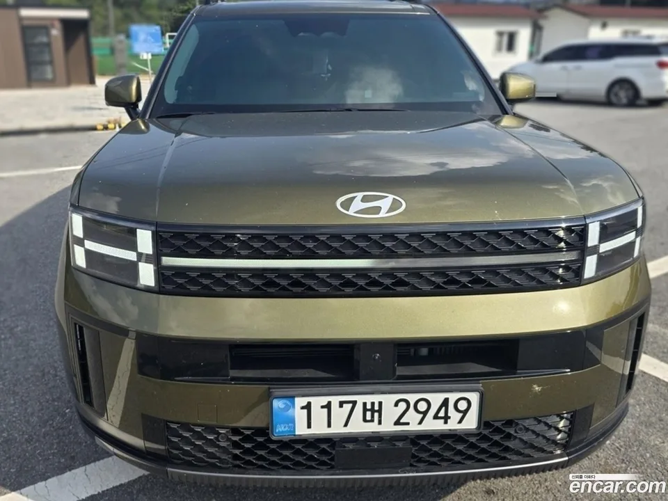 Hyundai SantaFe 2.5T 2WD 2024 — фото 1, купить с доставкой в Москву