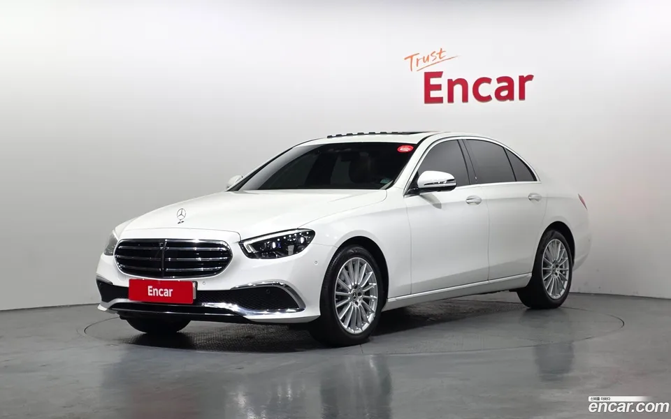 Mercedes-Benz E-Class E250 2022 — фото 1, купить с доставкой в Москву