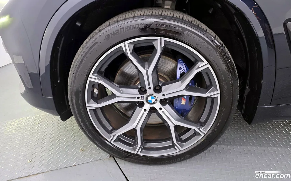 BMW X5 xDrive 30d M 2022 — миниатюра 2