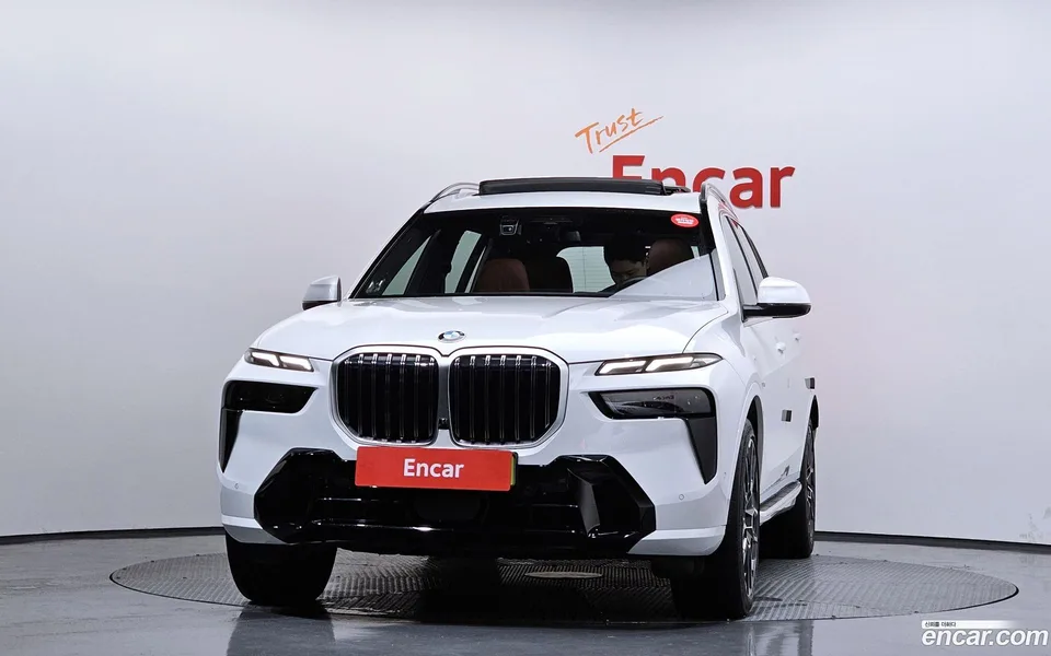 BMW X7 xDrive 40i M 6 2024 — миниатюра 3