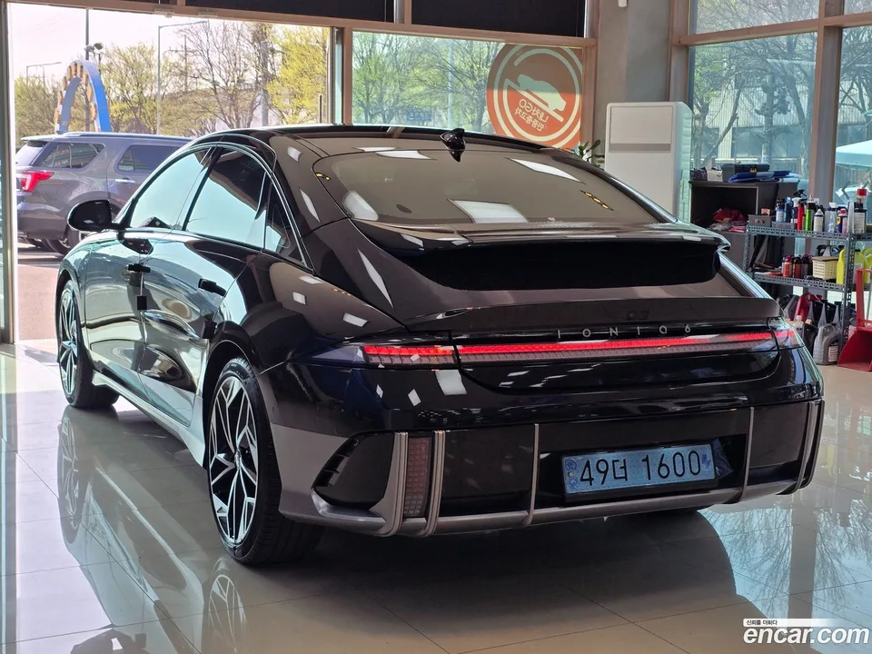 Hyundai Ioniq 6 AWD 2023 — миниатюра 4