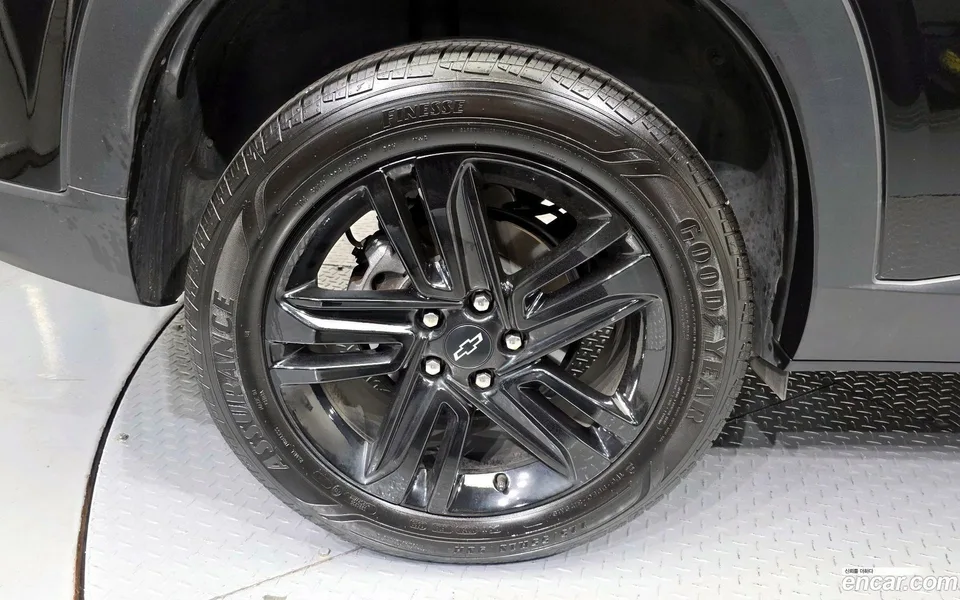 Chevrolet Trax Crossover 1.2 ACTIV 2023 — миниатюра 5