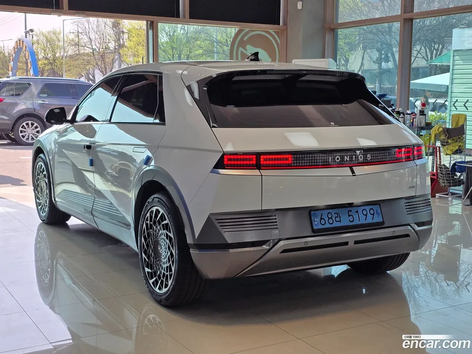 Hyundai Ioniq 5 AWD 2024 — миниатюра 4