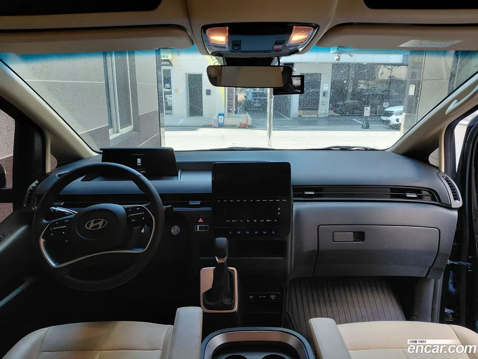 Hyundai Staria 5 2025 — миниатюра 2