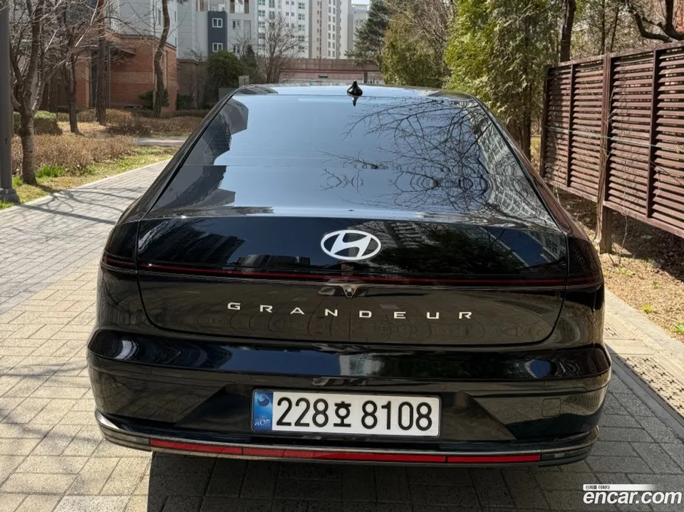 Hyundai Grandeur Hybrid 2025 — миниатюра 4