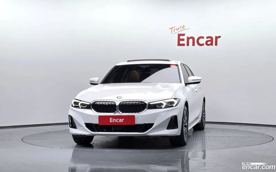 BMW 3 Series 320i 2024 — миниатюра 3