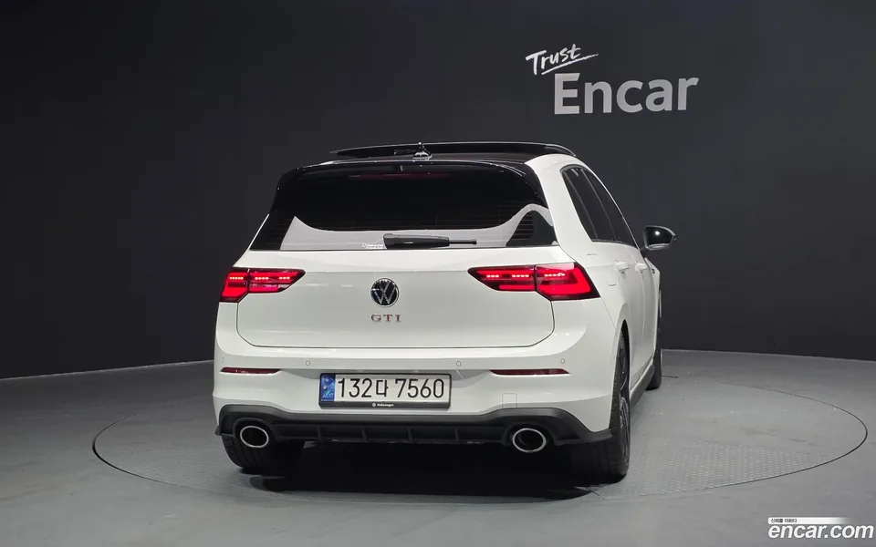 Volkswagen Golf 2.0 GTI 2024 — миниатюра 4