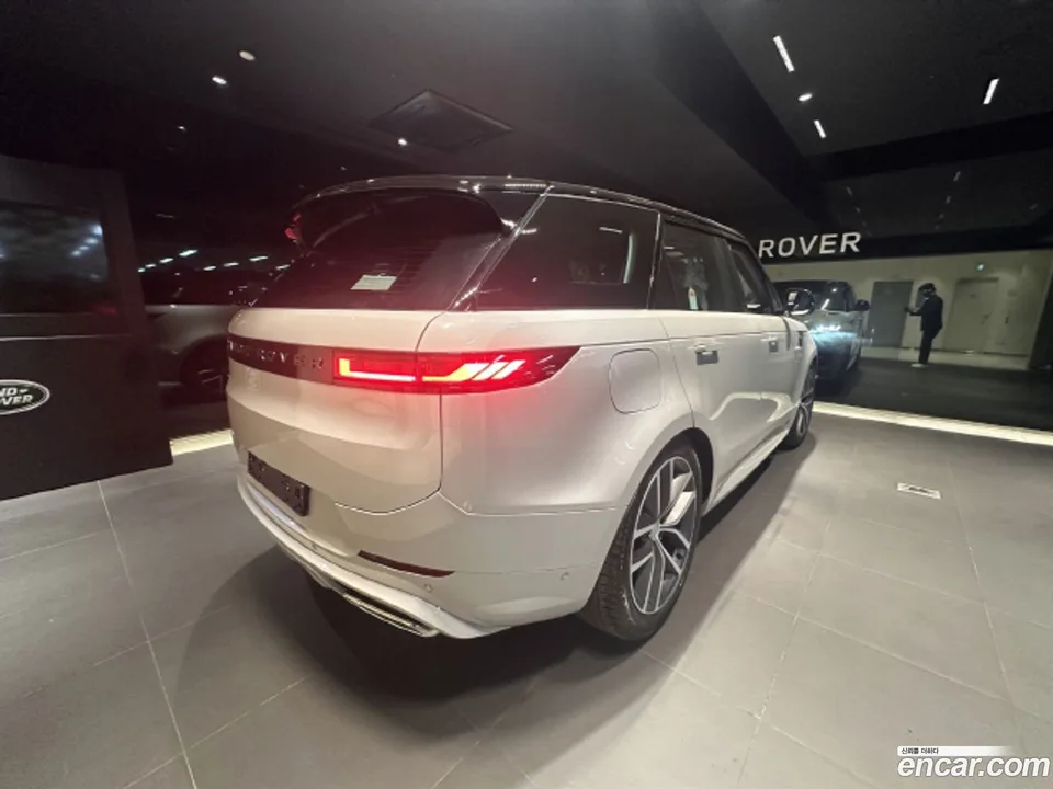 Land Rover Range Rover Sport P400 AB 2024 — миниатюра 2