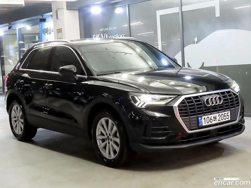 Audi Q3 35 TDI 2023 — фото 1, купить с доставкой в Москву