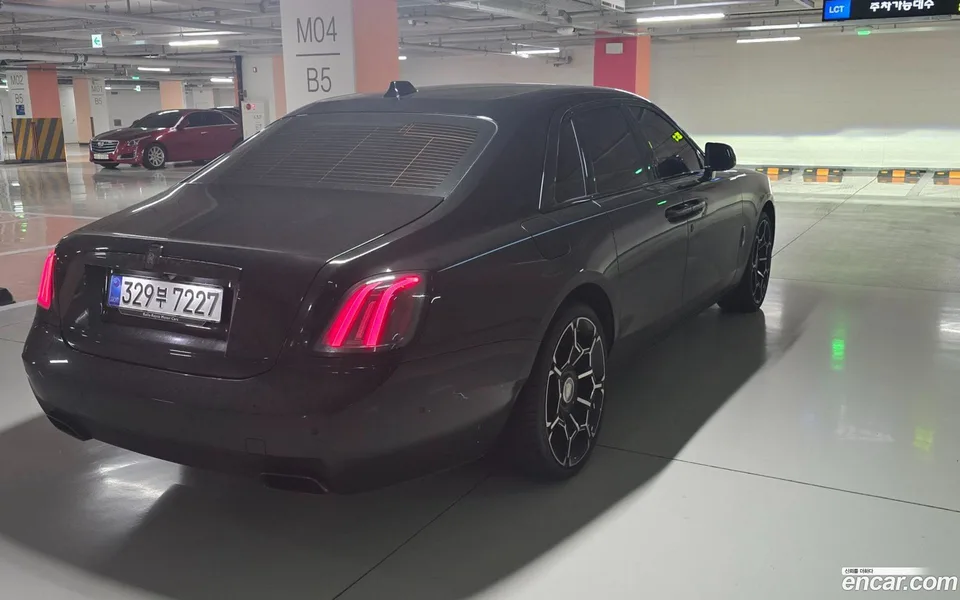 Rolls-Royce Ghost 6.7 V12 2025 — миниатюра 4