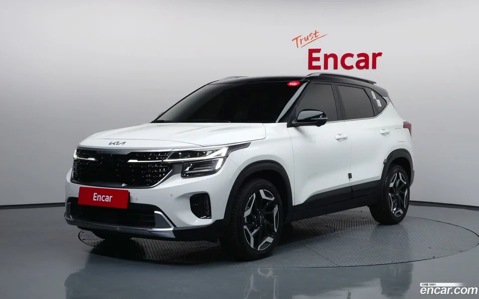 Kia Seltos 1.6 2WD 2024 — фото 1, купить с доставкой в Москву