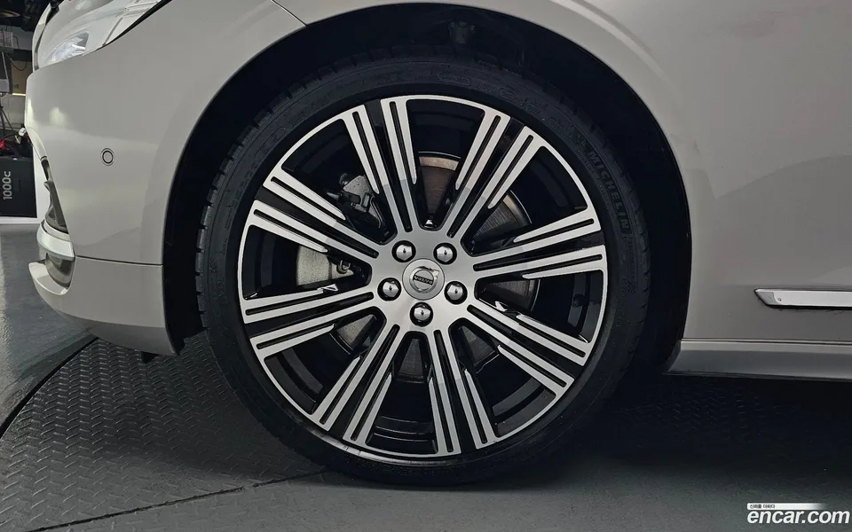 Volvo S90 B6 AWD 2024 — миниатюра 2