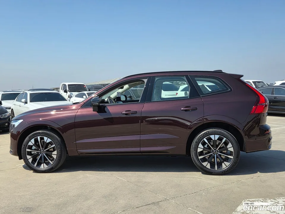 Volvo XC60 B5 2026 — миниатюра 2