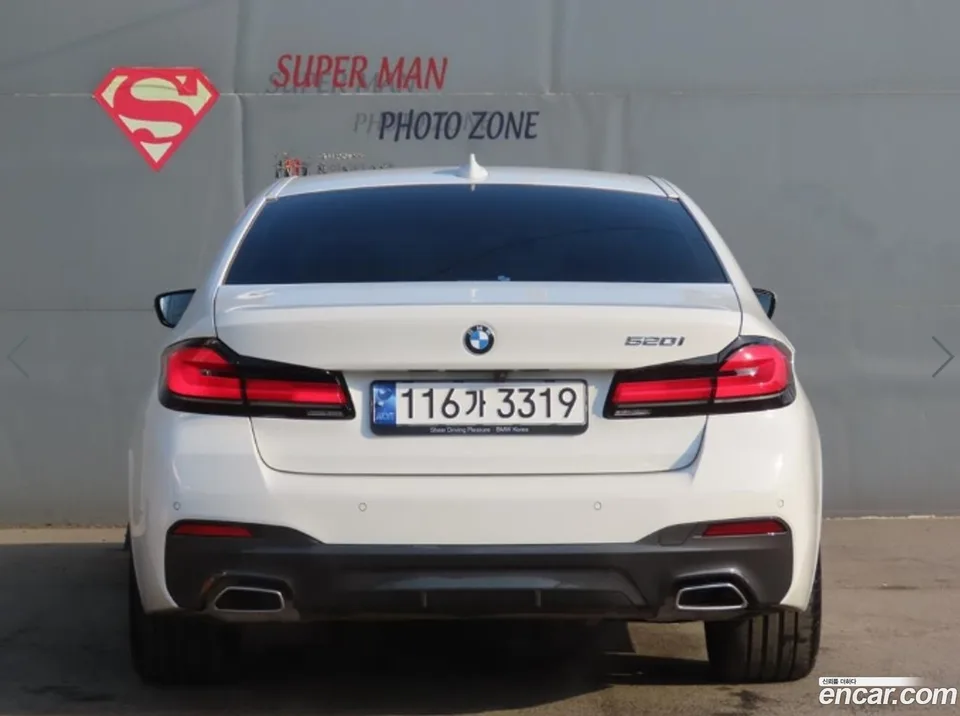 BMW 5 Series 520i M 2023 — миниатюра 4