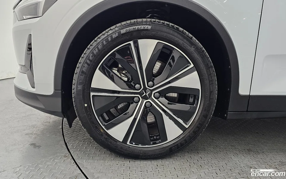 Polestar Polestar 2 2023 — миниатюра 5