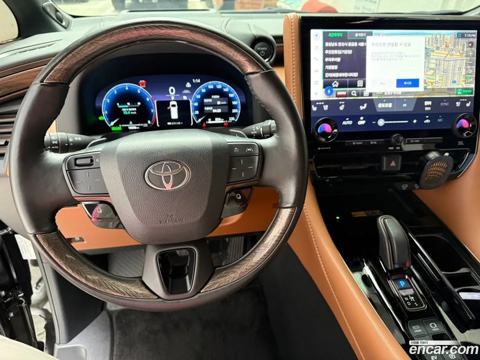Toyota Alphard 2.5 HEV AWD 2024 — миниатюра 2