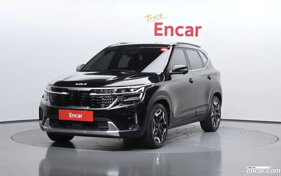 Kia Seltos 1.6 2WD 2025 — фото 1, купить с доставкой в Москву