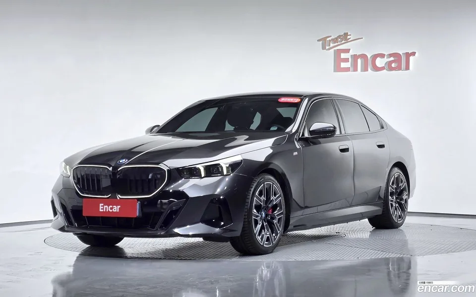 BMW i5 2023